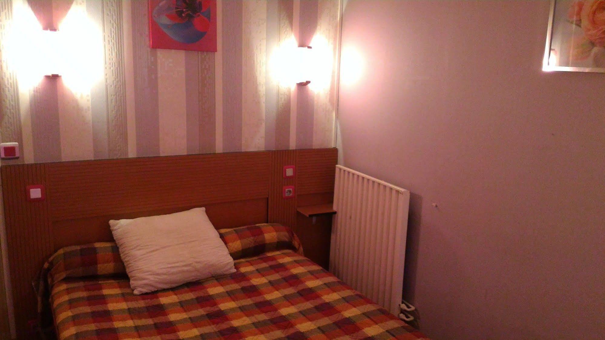 Hotel Le Parisien Reims Ngoại thất bức ảnh