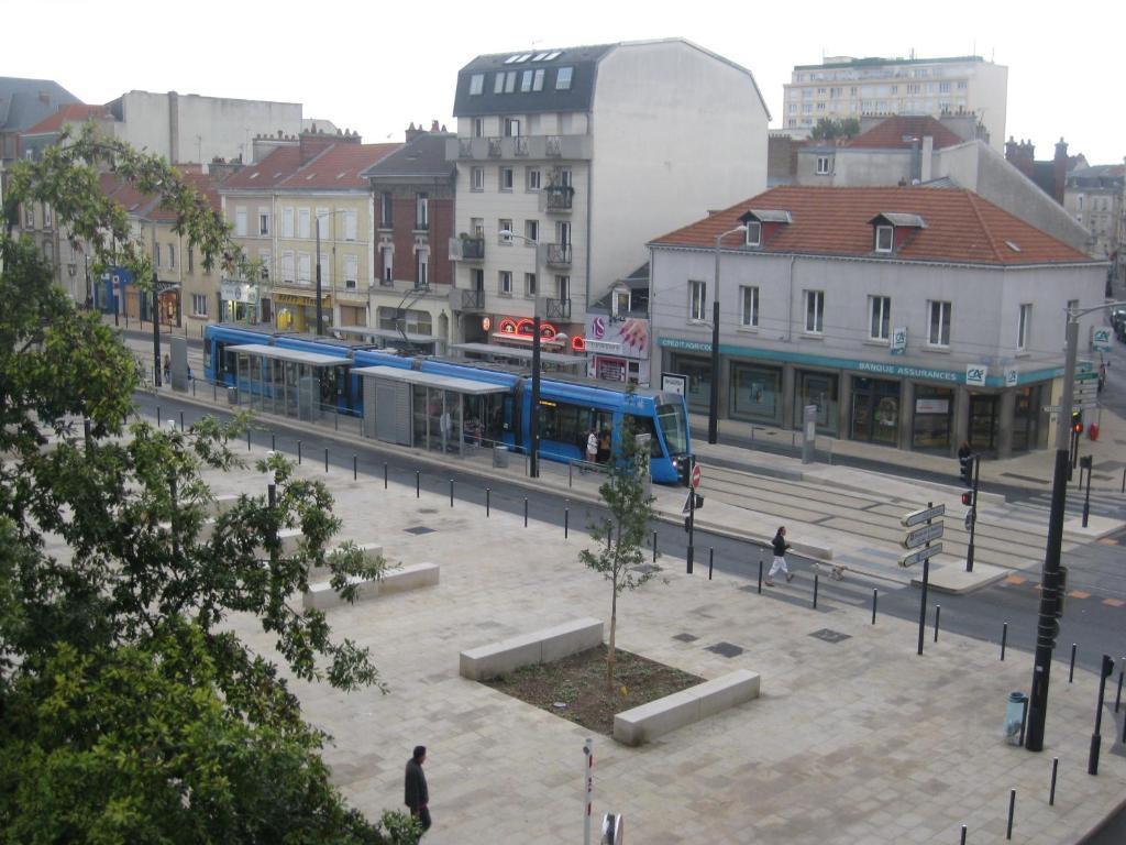 Hotel Le Parisien Reims Phòng bức ảnh